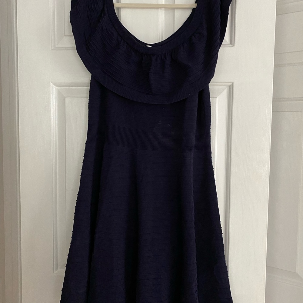 Eliza J cocktail dress in classic navy - Picture 2 of 3